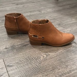 Nautica booties!